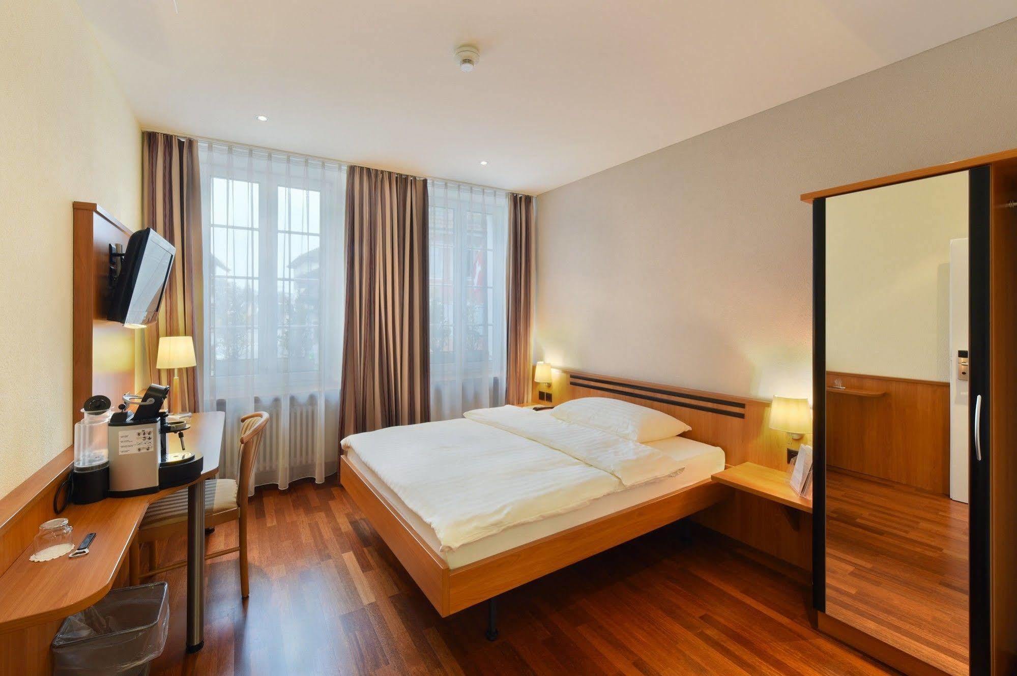 Apart Hotel Amadeo Zofingen Exterior photo